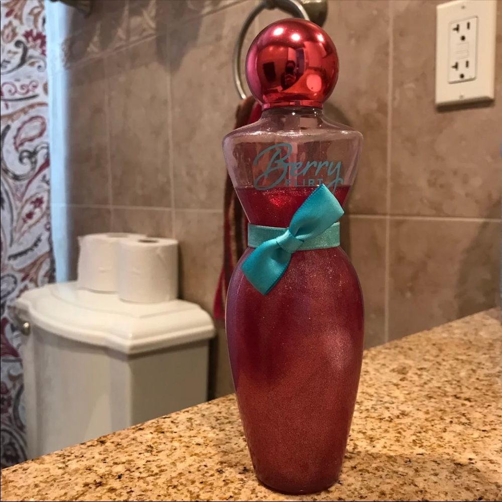 Bath and Body Works Berry Flirt